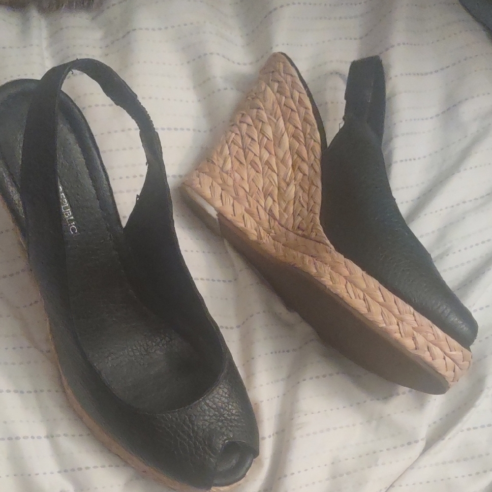 Banana Republic Raffia Slingback Espadrilles Black and Tan Wedge Sandals 7.5